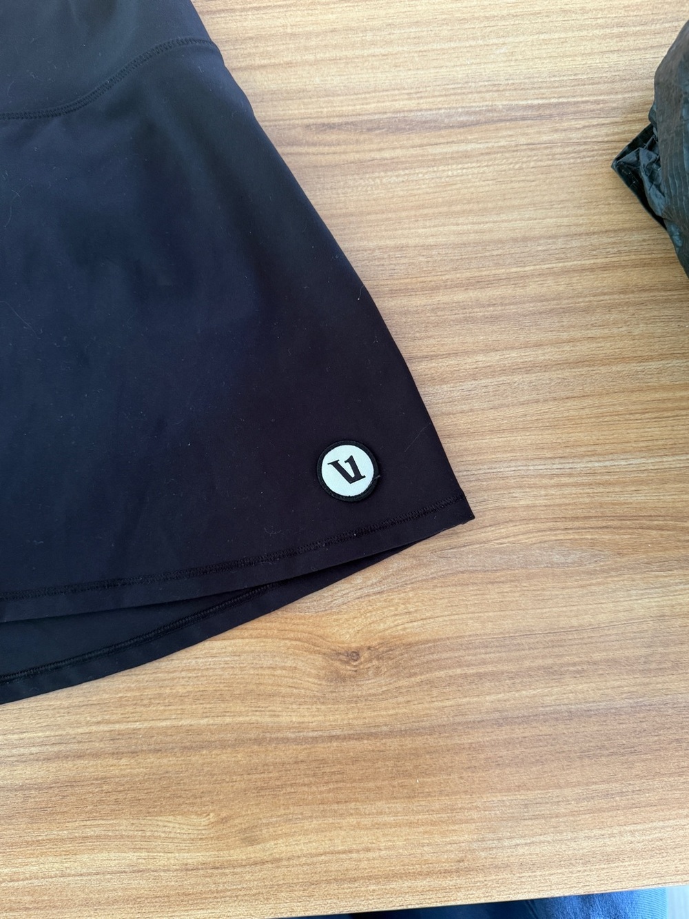 Vuori black tennis/golf skirt - Picture 5 of 6